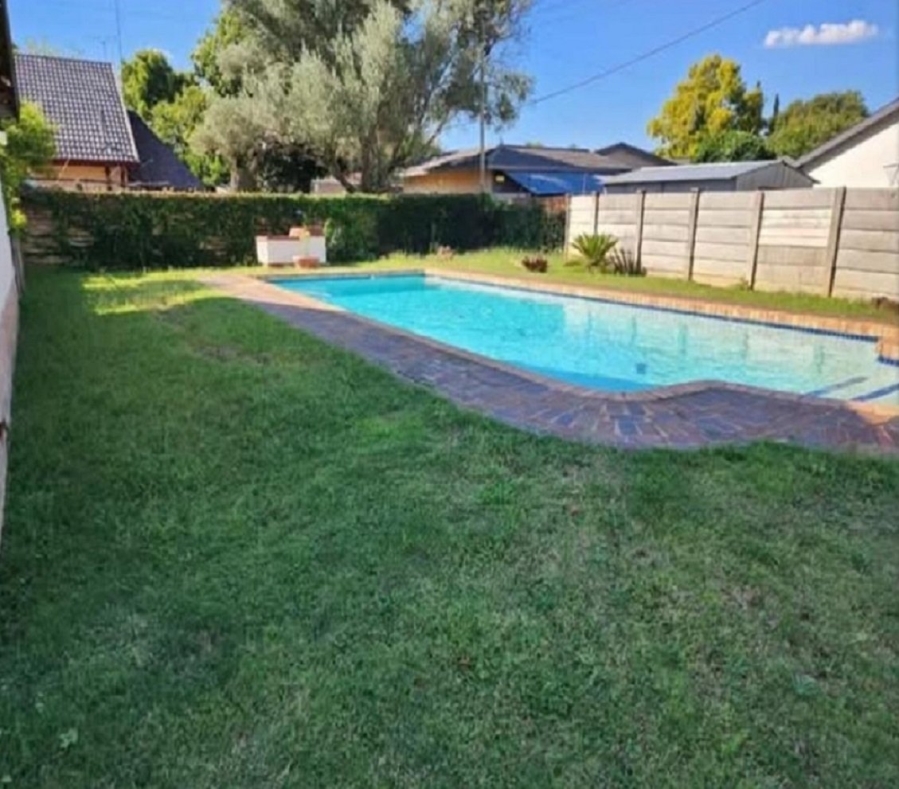 3 Bedroom Property for Sale in Flamwood North West
